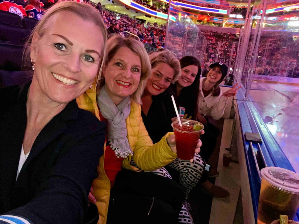 Else bij Ijshockeygame van de Edmonton Oilers in Canada