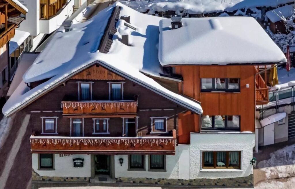 Haus Hubertus by Wagrainerhof